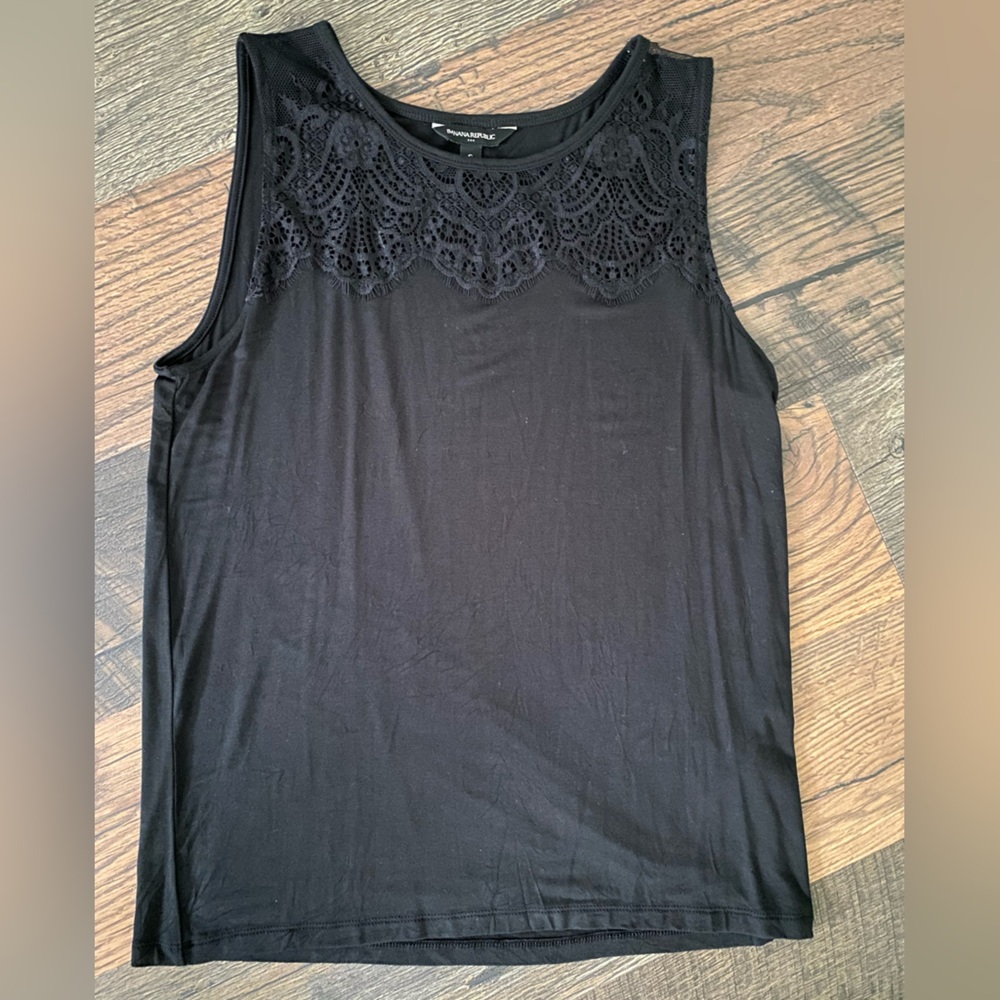 Banana Republic Sleeveless Top